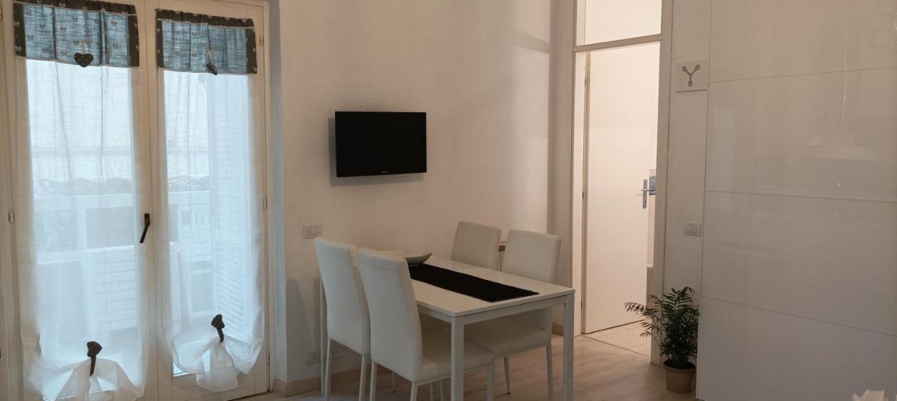 Ferienwohnung La Casina Di Ale Marina Di Carrara Exterior foto